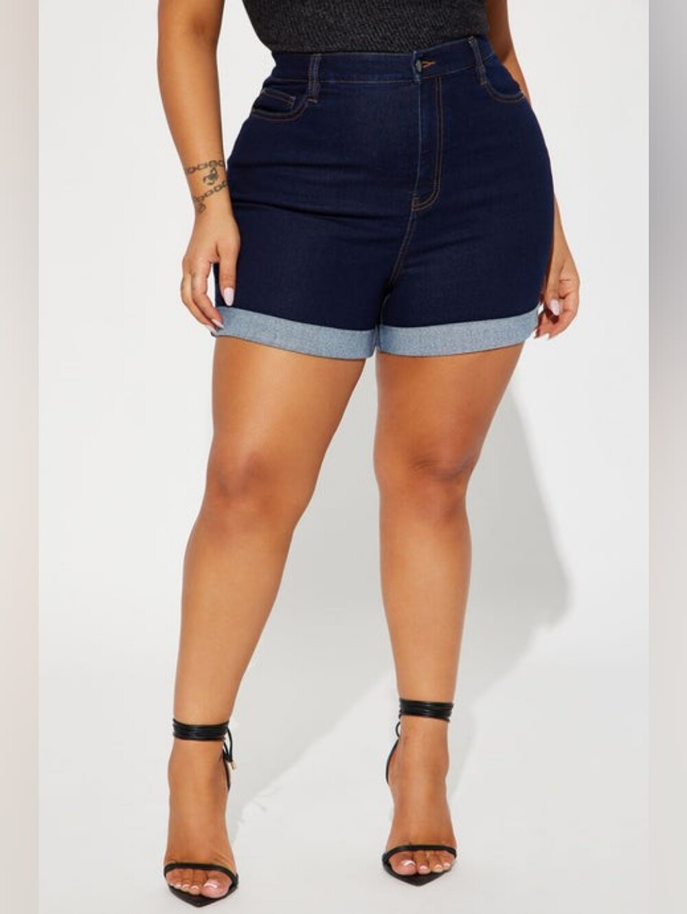 High-Waist Dark Blue Denim Cuffed Women’s Shorts (9) - Picture 7 of 13
